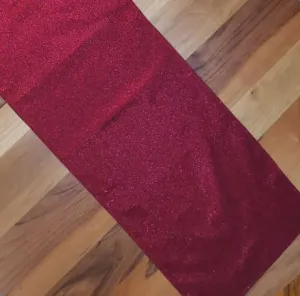 Novogodišnji nadstolnjak bordo lureks 35x135